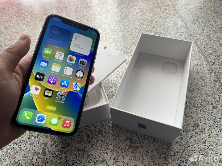 iPhone 11 фиолетовый