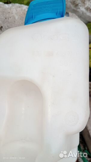 Бачок омывателя Skoda Octavia Tour (1U, A4)