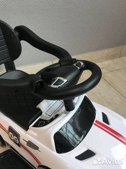 Детский электромобиль с белой ручкой 919