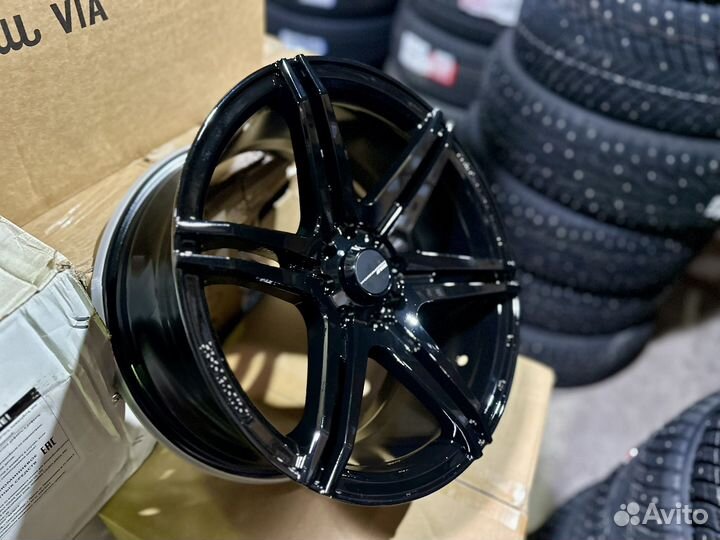 R15 4x100 Work Gloss Black