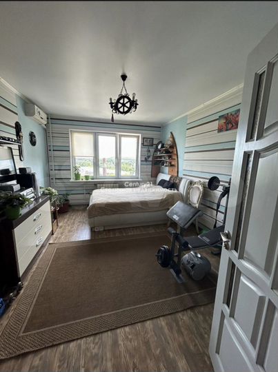 2-к. квартира, 65 м², 8/17 эт.