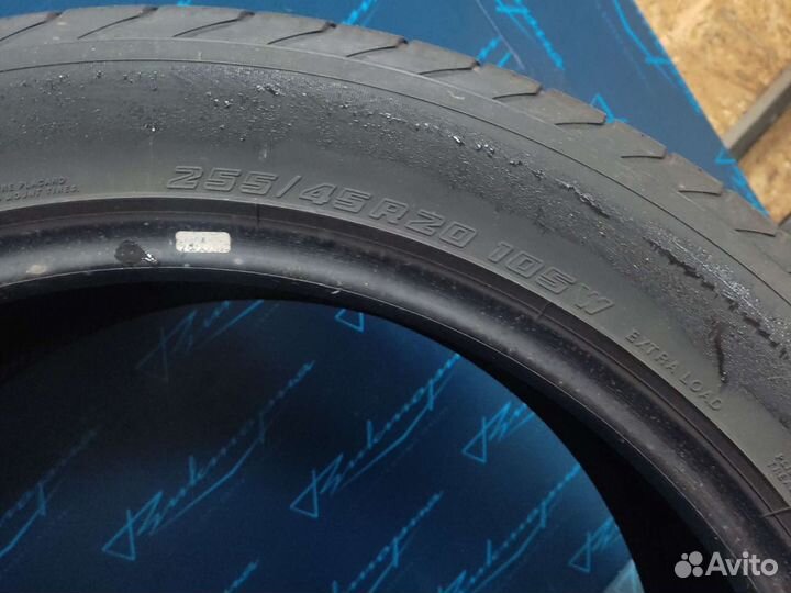 Yokohama Advan Sport V103 255/45 R20 105W