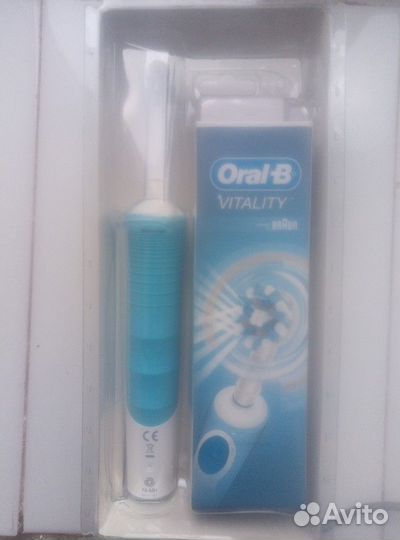 Зубная щетка