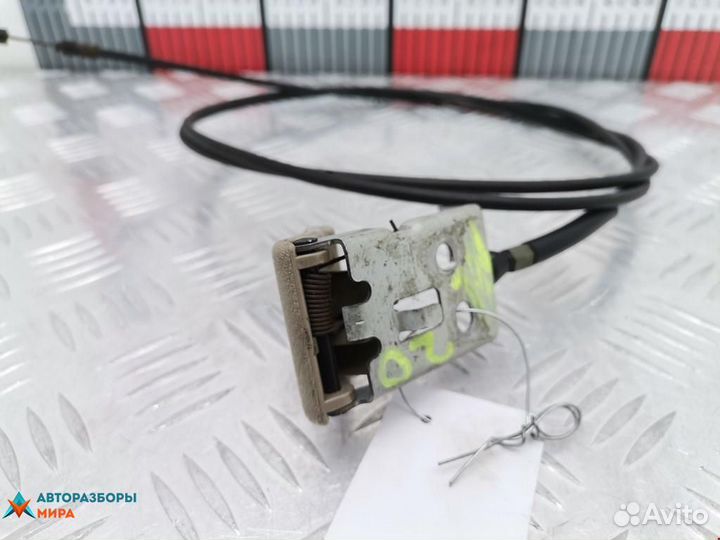 Ручка открывания капота Subaru Outback 2 2001