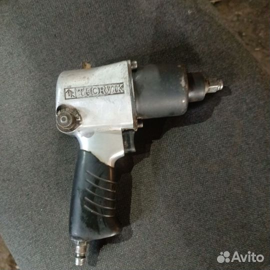 Гайковерт пневматический бу