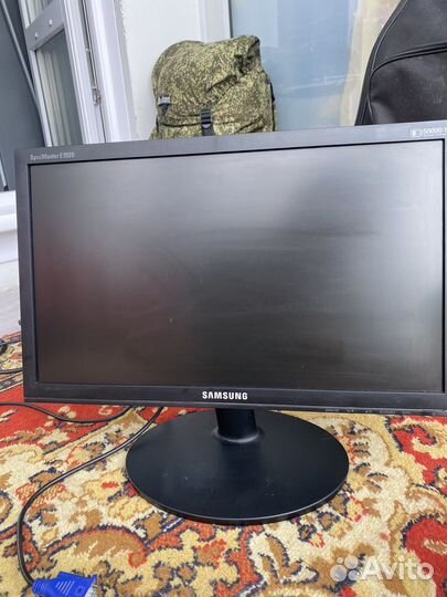 Монитор Samsung syncmaster E1920