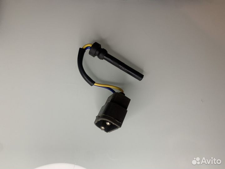 Датчик уровня толоса Volvo