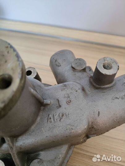 Помпа на 406 двс змз