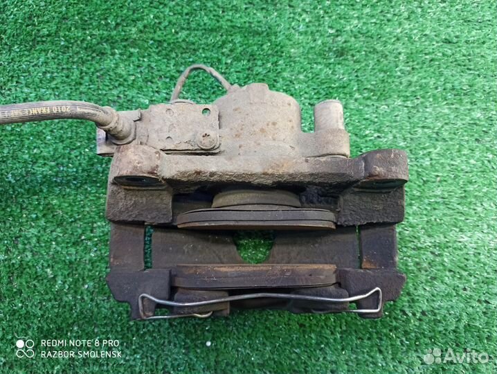 Суппорт передний левый Рено Лагуна 2