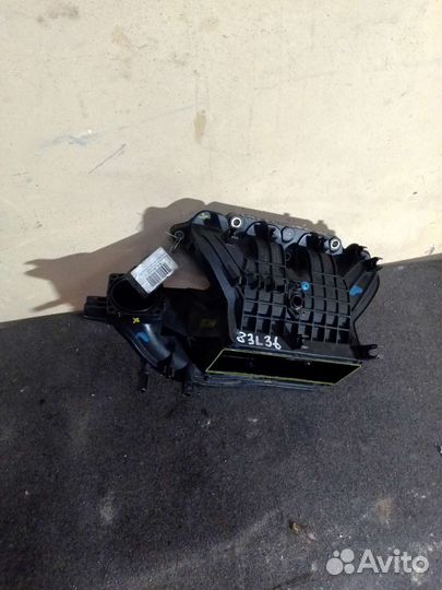 Впускной коллектор Volkswagen Golf 6 1.4 TSI