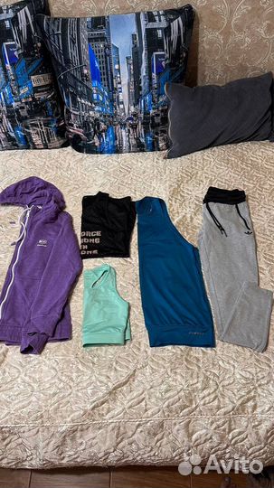 Спортивный комплект женский