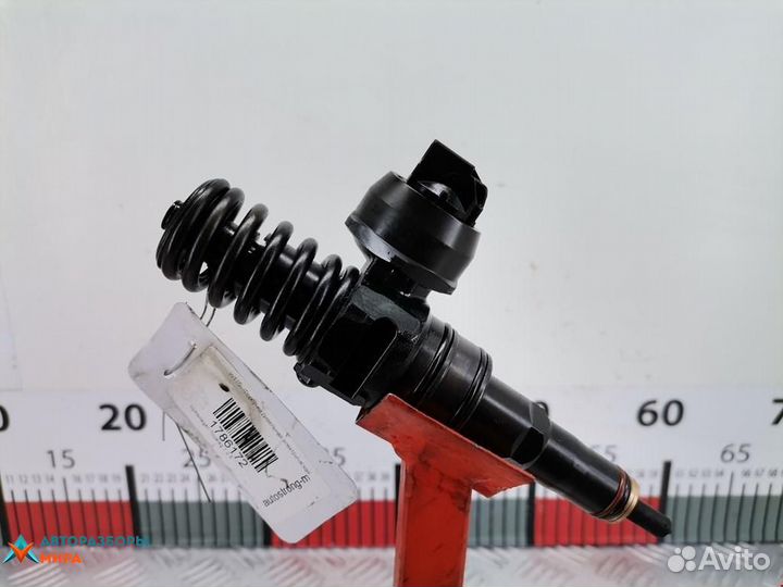 Форсунка Volkswagen Touareg 2005 070130073N