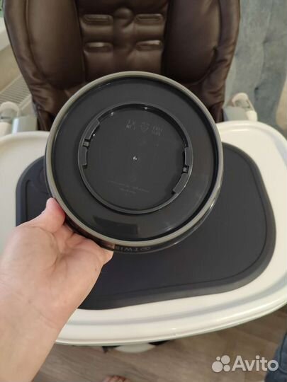 Коврик для кормления Twistshake Pastel с тарелкой