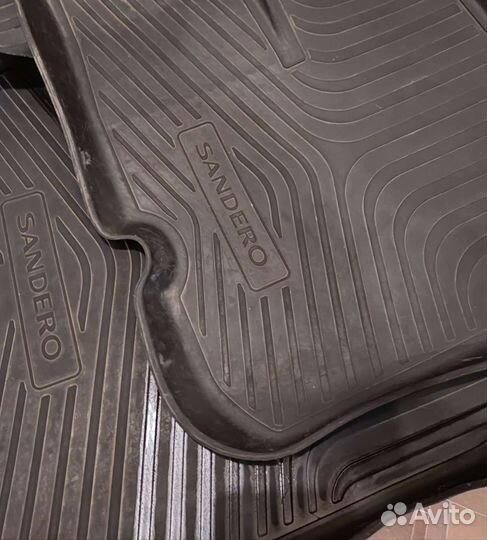 Коврики в машину sandero