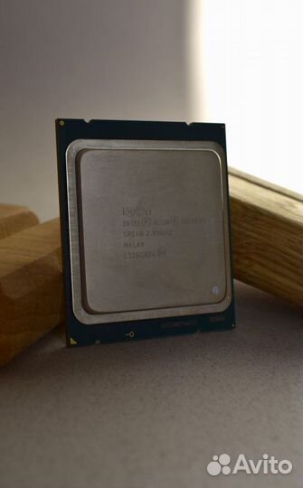 Процессор Intel Xeon e5 2680 V2