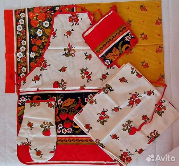 Фартуки, полотенца, рукавицы, ухватки