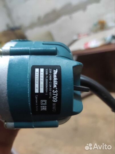 Фрезер кромочный makita