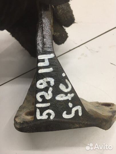 Кронштейн опоры кпп (Hyundai Santa Fe)