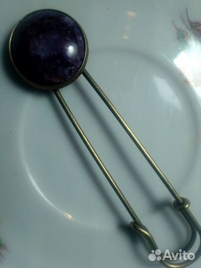 Чароит авторские броши