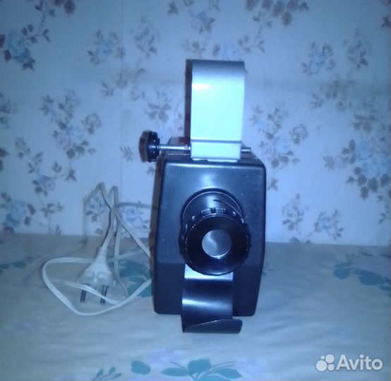 Фильмоскоп Экран + диафильмы