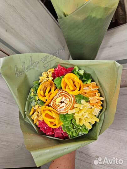 Букет из сухофруктов и орехов / съедобный букет