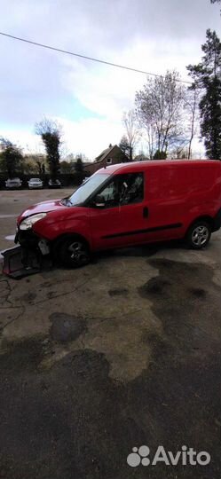 Замок двери Fiat Doblo (2010-2015)