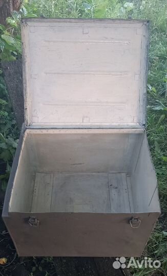 Ящик металлический