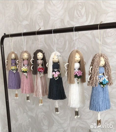 Кукла из нитей макраме