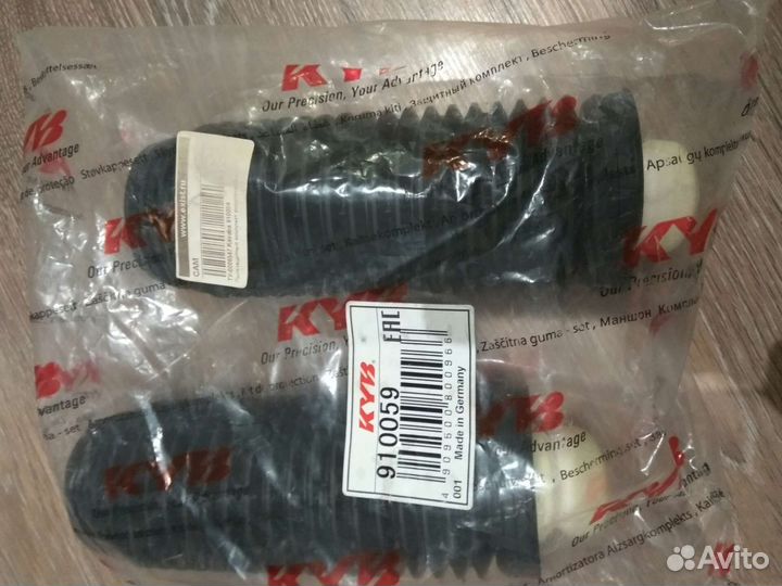 Комплект пыльников и отбойник переднего амортиз