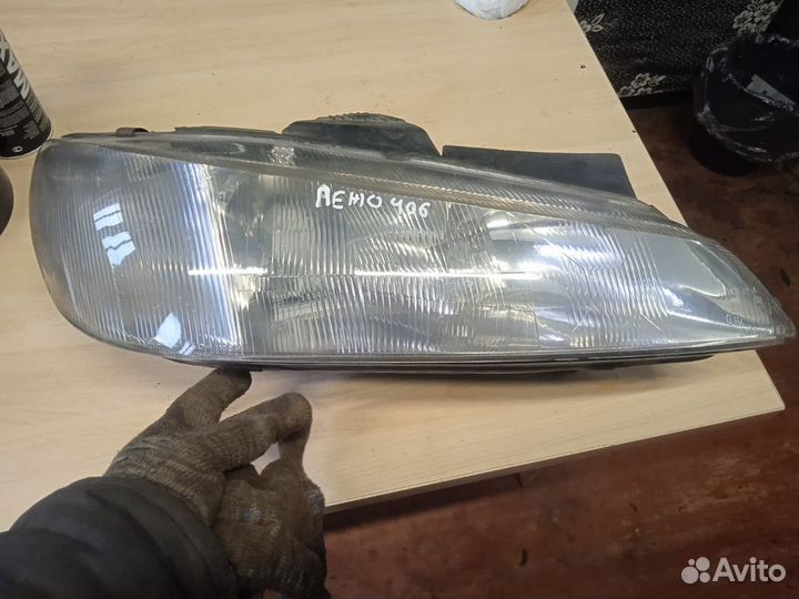 Фара правая peugeot 406