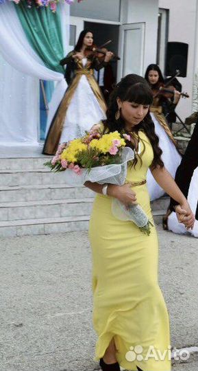 Вечернее платье