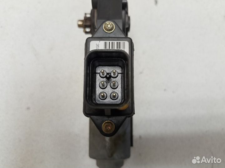 Моторчик переднего левого стеклоподъемника 9052024