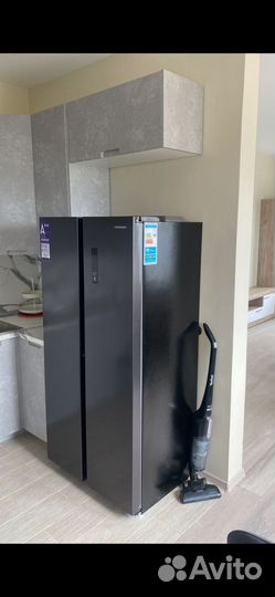 Холодильник новый Thomson SSC30EI31