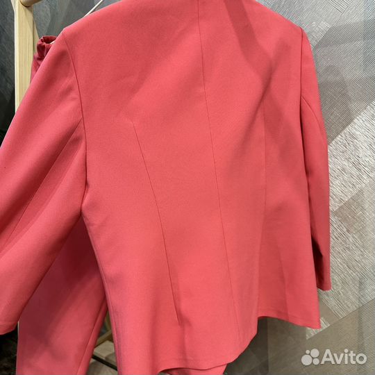 Брючный костюм женский 46-48