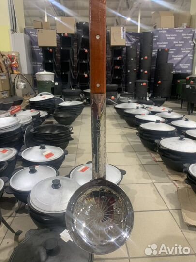 Шумовка и половник для казана