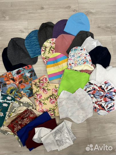 Недошитые шапки И снуды + ткани для рукоделия