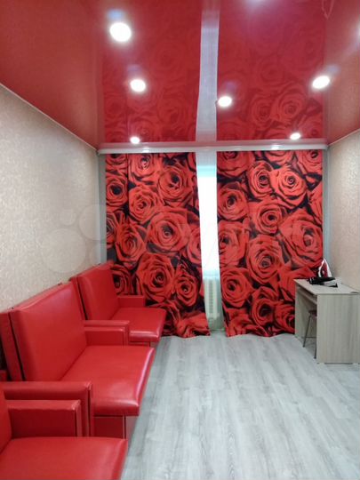 2-к. квартира, 56 м², 1/5 эт.