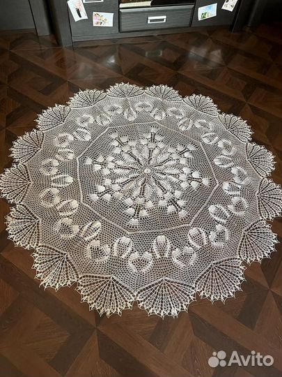 Скатерть круглая вязаная
