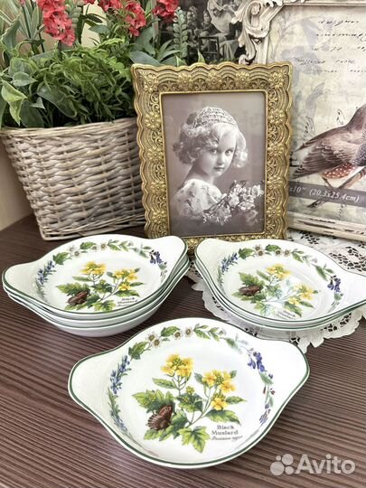 Тарелки Royal Worcester Англия