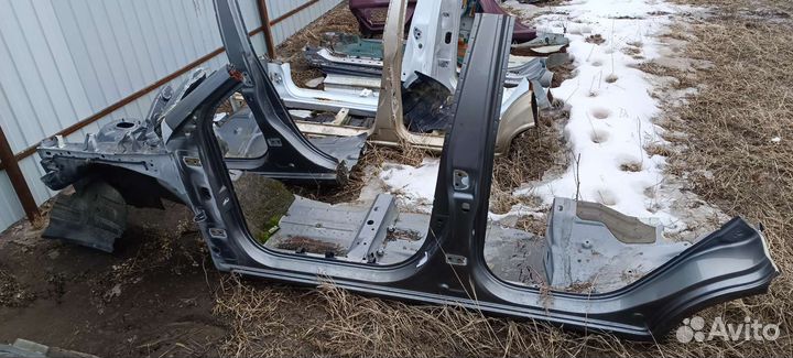 Лонжерон с порогом левый Киа Рио 2 хетч