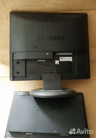 Монитор Samsung и Nec 2шт