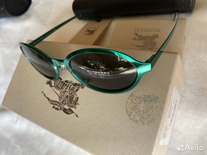 Яркие солнечные очки Burberry унисекс оригинал