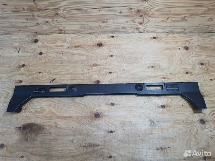 Облицовка люка в спинке сиденья BMW E46