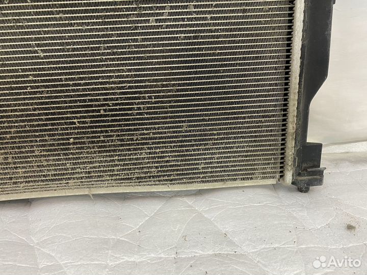 Радиатор охлаждения Toyota Rav4 XA50