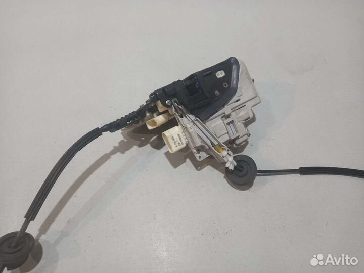 Замок двери водительской ауди а8 audi a8