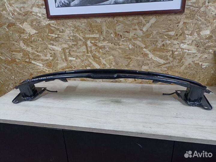 Усилитель бампера задний Land Rover Discovery