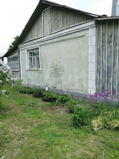Дом 35,7 м² на участке 8,2 сот.