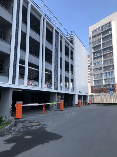Машиноместо, 14 м²
