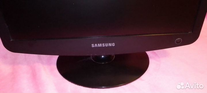 Монитор Samsung SyncMaster 932B