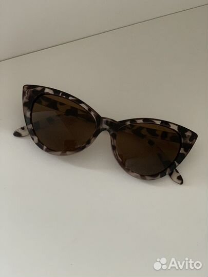 Солнцезащитные очки